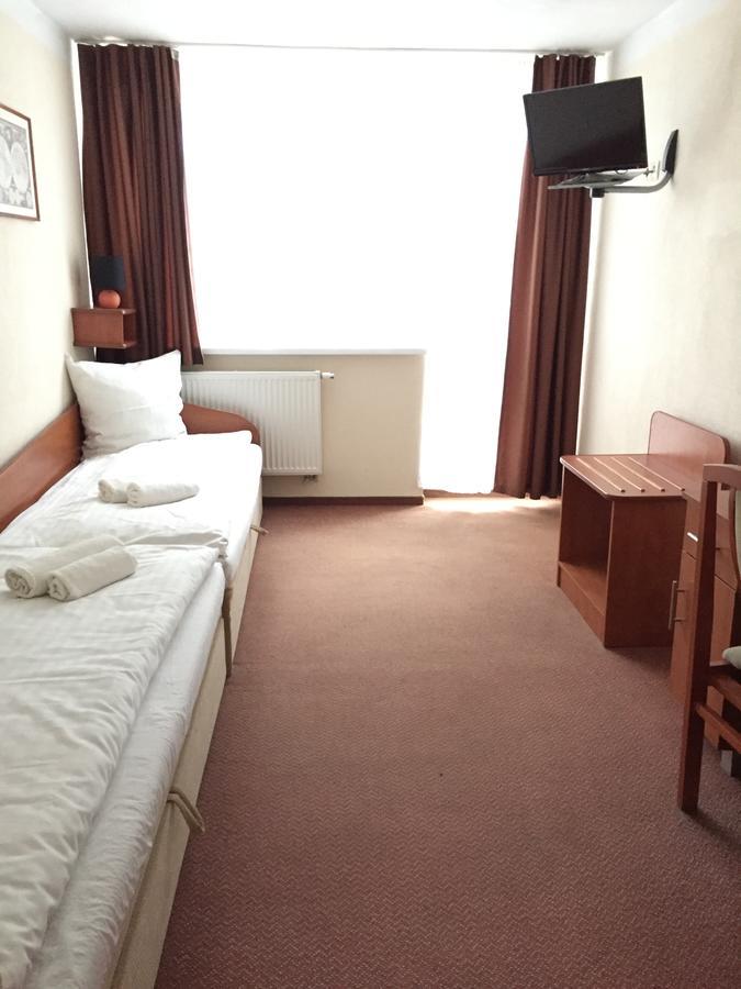 Hotel Zagiel Niewiesze Exteriör bild